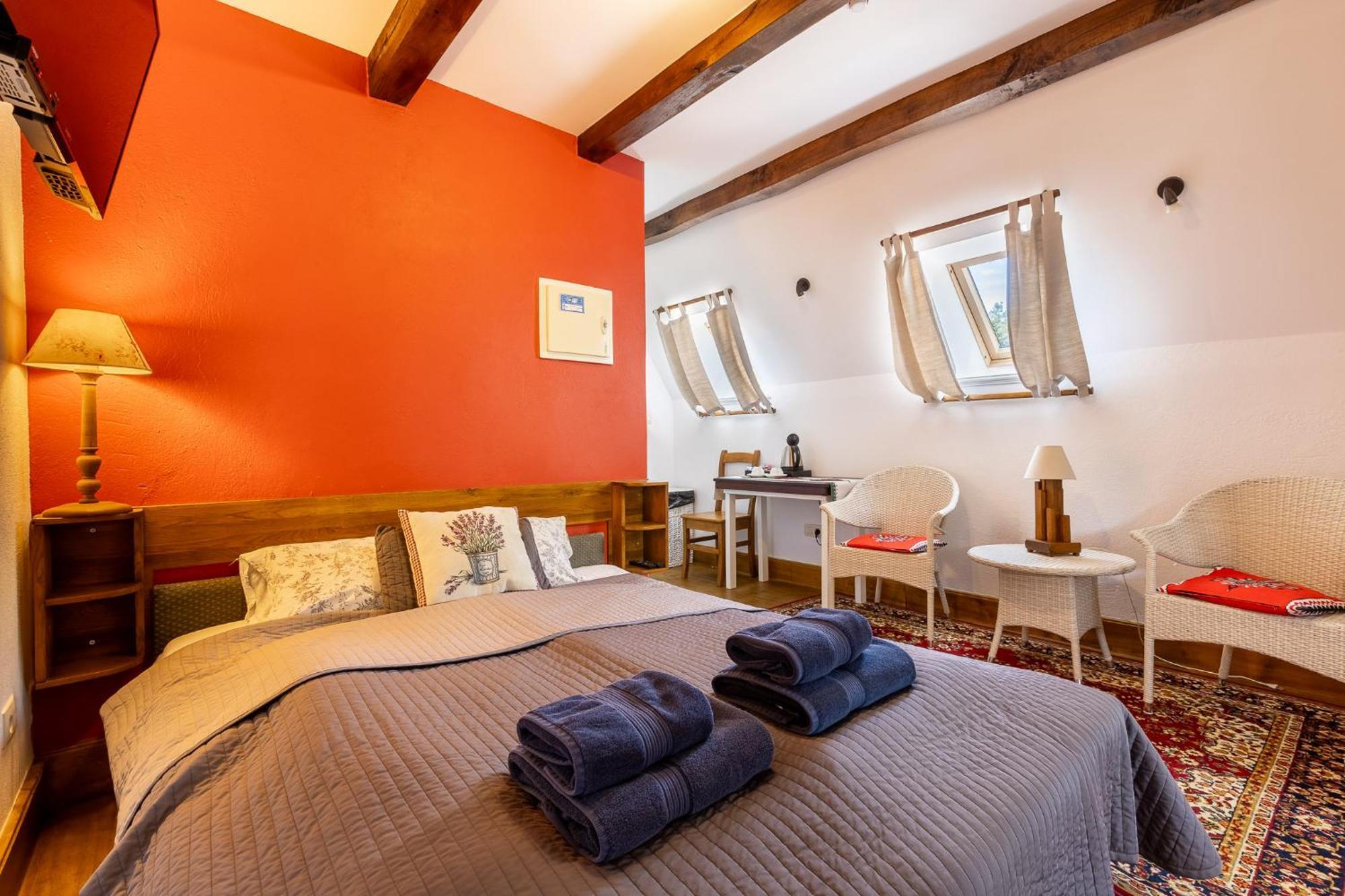 Bed and Breakfast Gosciniec Pod Zajacem Oleśnica Exterior foto